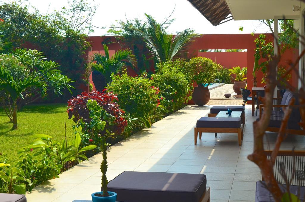 Hotel Maison Rouge Cotonou Buitenkant foto