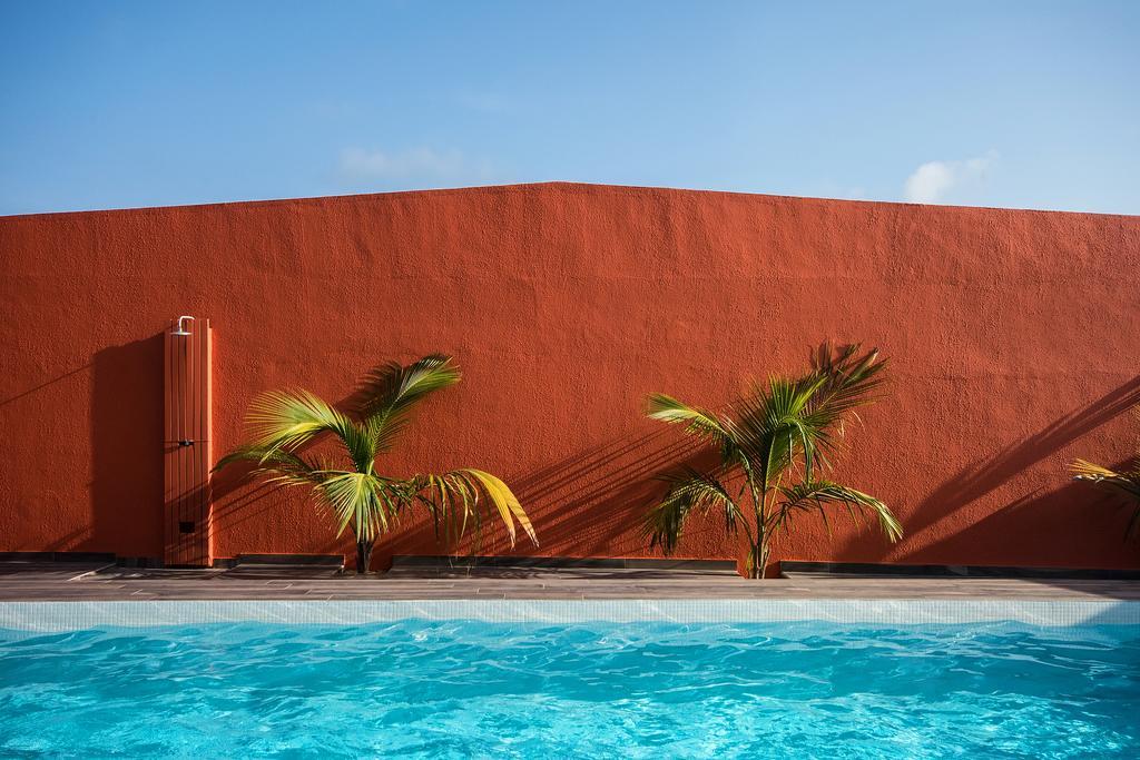Hotel Maison Rouge Cotonou Buitenkant foto