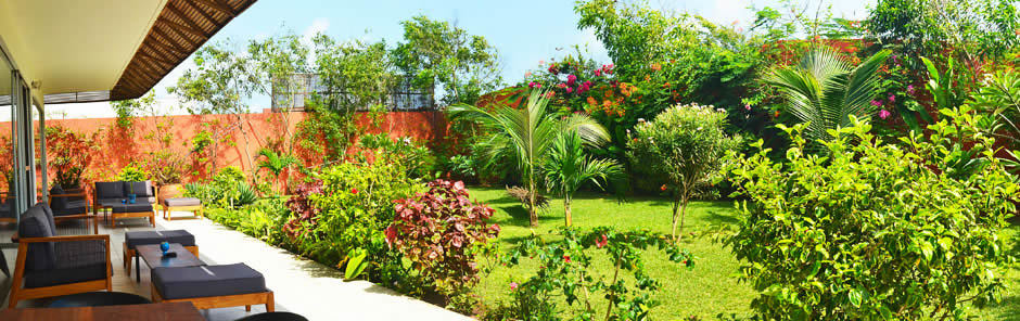 Hotel Maison Rouge Cotonou Buitenkant foto
